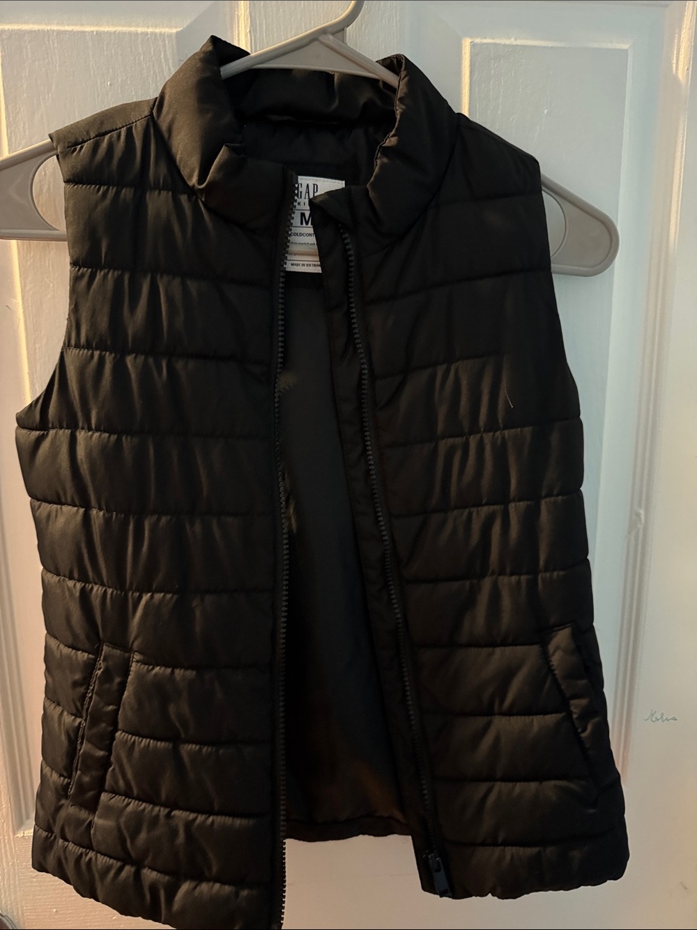GAP Women's Black Quilted Vest